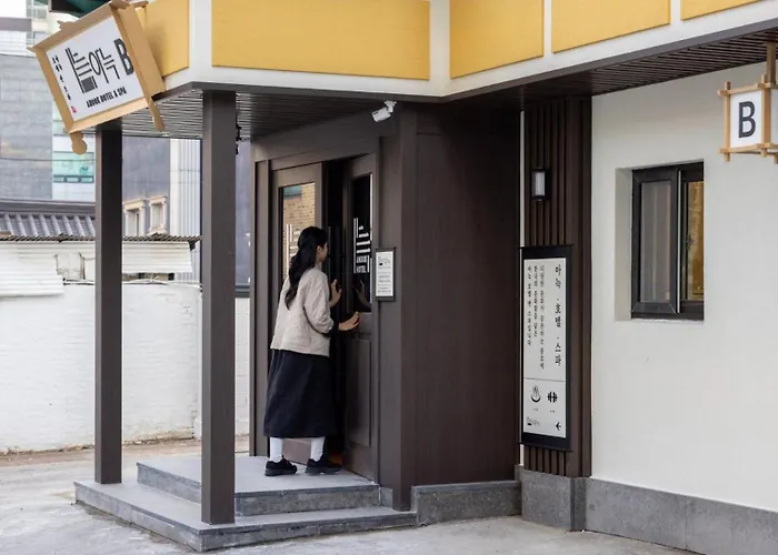 Anook & Jongno Anguk 2nd Branch Seoul