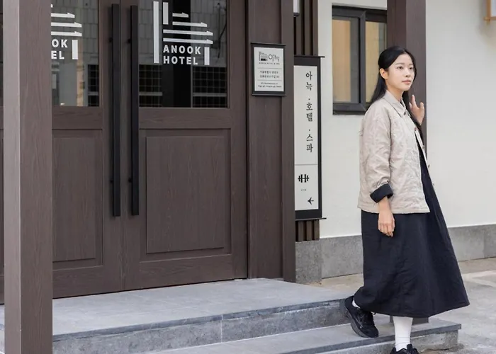 Hotel Anook & Jongno Anguk 2nd Branch Seoul