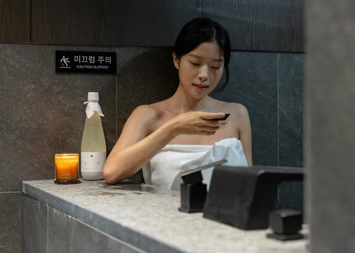 Anook & Jongno Anguk 2nd Branch Hotel