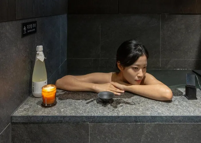 Anook & Jongno Anguk 2nd Branch Hotel